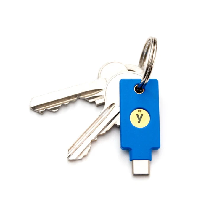 Security Key C NFC 2.jpg