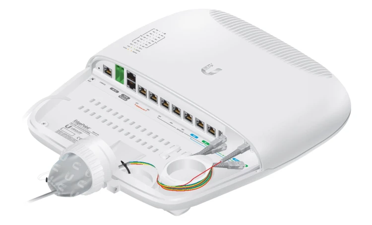 UBNT-EP-R8.jpg