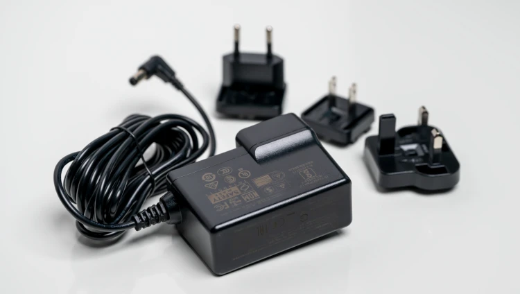 humly-room-display-12v-zasilacz.png