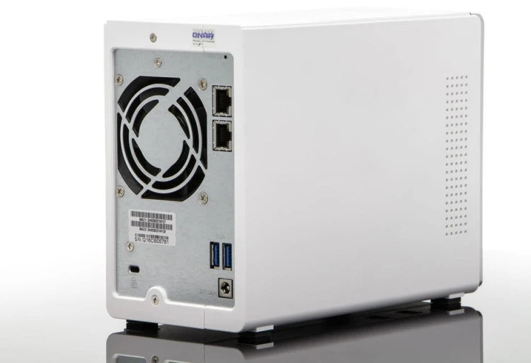 qnap-ts231p_1.jpg