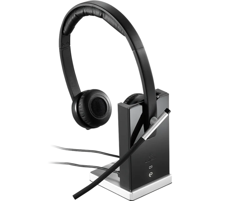 h820e-headset.png