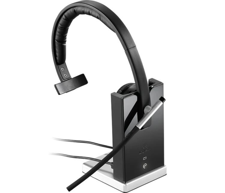 h820e-headset.png