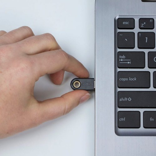 YubiKey-5C(2).jpg