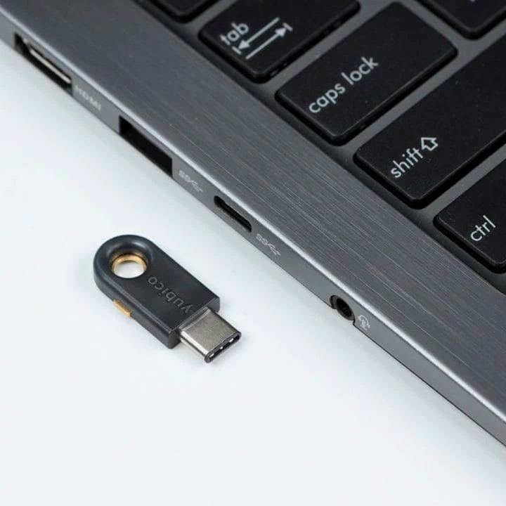 YubiKey-5C(4).jpg