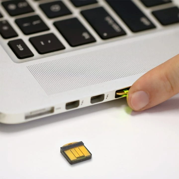 YubiKey-5-Nano(2).jpg